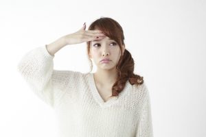 熱が出た女性