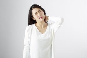 肩こりの女性