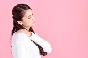 首
